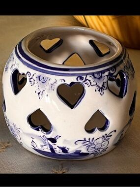 Vintage Delft Blue Holland Heart Cutout Candle Holder Hand Painted Windmill